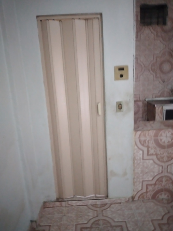Casa para alugar Centro com 45m² e 1 quarto por R$ 700 - 999603560-20230408-133549.jpg