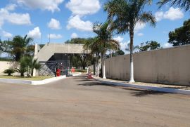 Terreno à venda Centro com 480m² - 1 dormitório -  vagas - R$ 90.000 - whatsapp-image-2022-03-31-at-154432-1.jpeg