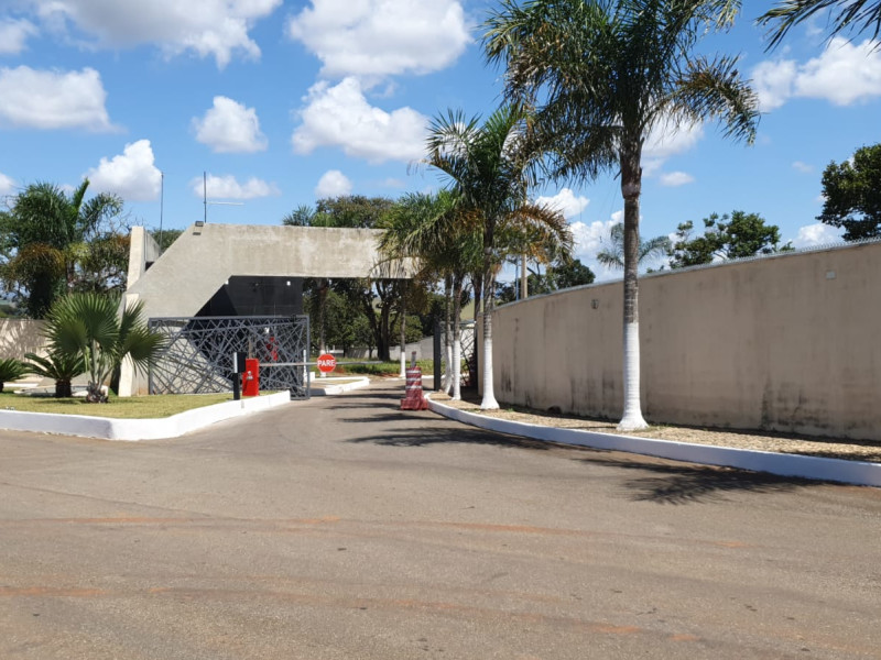 Terreno à venda Centro com 480m² e 1 quarto por R$ 90.000 - whatsapp-image-2022-03-31-at-154432-1.jpeg