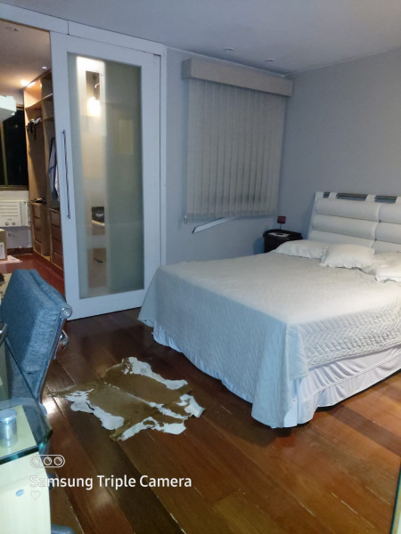 Apartamento à venda Recreio dos Bandeirantes com 180m² e 3 quartos por R$ 1.380.000 - 1141583404-suite-intermediaria-com-closet.jpg
