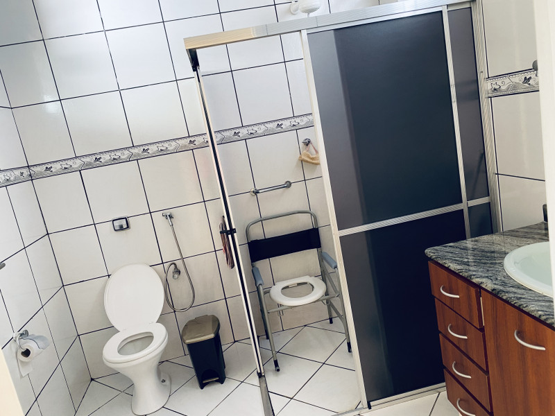 Casa à venda Centro com 210m² e 4 quartos por R$ 550.000 - 1833158304-0732623c-4797-4088-8de5-e76bbabbebee.jpeg