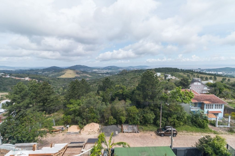 Casa à venda Teresópolis com 300m² e 3 quartos por R$ 1.800.000 - 232781510-13-casa-4d-teresopolis-porto-alegre-222973-transformed.jpeg