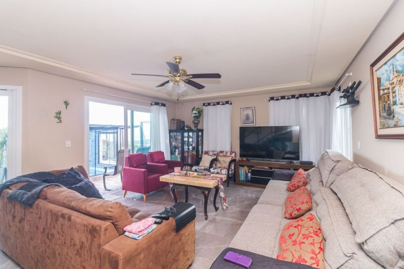 Casa à venda Teresópolis com 300m² e 3 quartos por R$ 1.800.000 - 408866407-02-casa-4d-teresopolis-porto-alegre-222973-transformed.jpeg