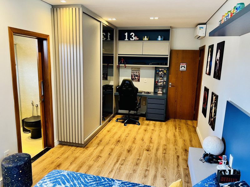 Casa de condomínio à venda Centro com 308m² e 4 quartos por R$ 2.995.000 - 732806075-9d3402aa-5956-490f-bcd1-ee7cff3381a5.jpeg
