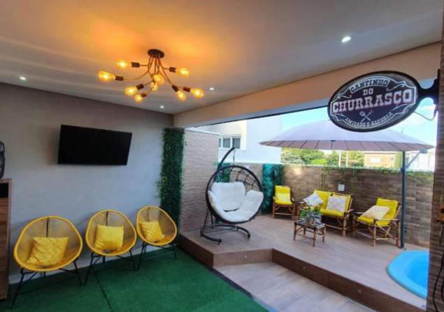 imóvel com 146m²