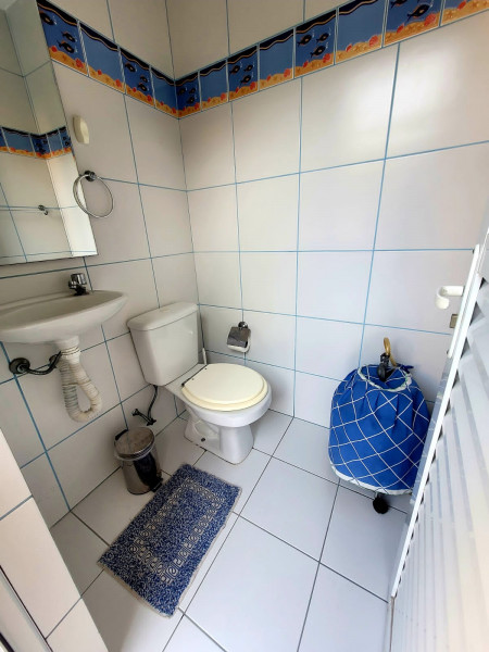 Casa de condomínio à venda Vargem Pequena com 220m² e 3 quartos por R$ 560.000 - 1285953796-1091c9f4-124c-45fc-9c0e-322a695ae53b.jpeg
