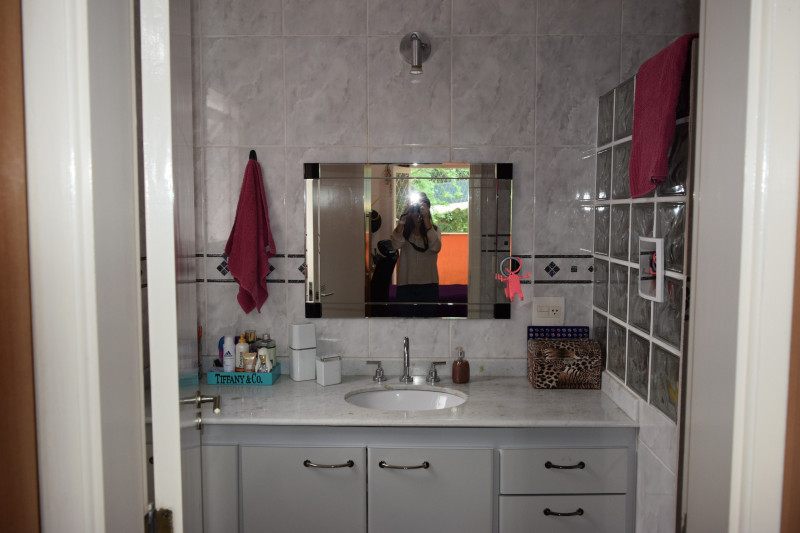 Casa à venda Jardim Itatinga com 350m² e 3 quartos por R$ 1.750.000 - 1559143443-suite-02-banheiro.JPG