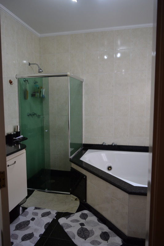 Casa à venda Jardim Itatinga com 350m² e 3 quartos por R$ 1.750.000 - 1915280502-banheiro-suite-master.JPG