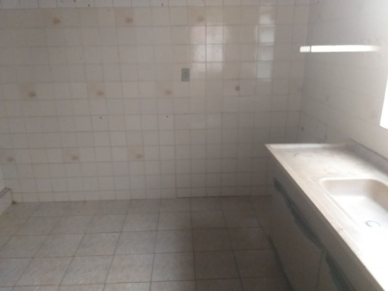 Casa à venda Centro com 330m² e 3 quartos por R$ 230.000 - 679142999-20191209-152410.jpg