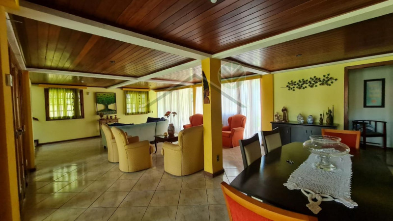 Casa à venda Itaocaia Valley com 2000m² e 6 quartos por R$ 930.000 - 1333367966-img-20221125-wa0092.jpg
