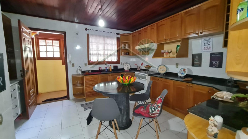 Casa à venda Itaocaia Valley com 2000m² e 6 quartos por R$ 930.000 - 1922691640-img-20221125-wa0089.jpg