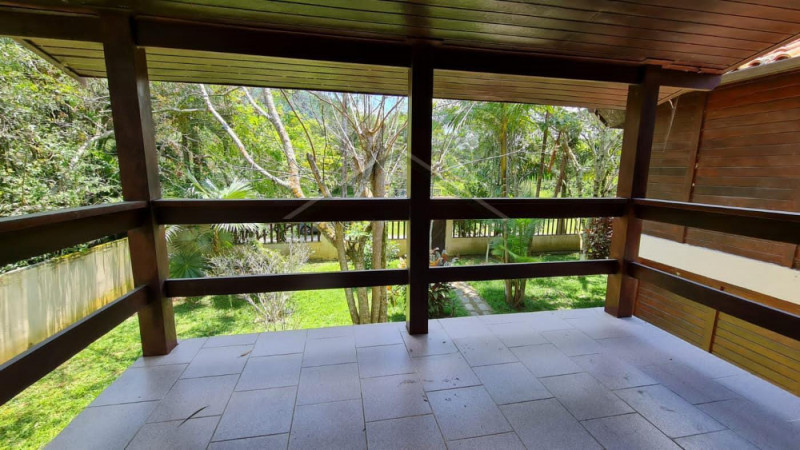 Casa à venda Itaocaia Valley com 2000m² e 6 quartos por R$ 930.000 - 499354670-img-20221125-wa0091.jpg