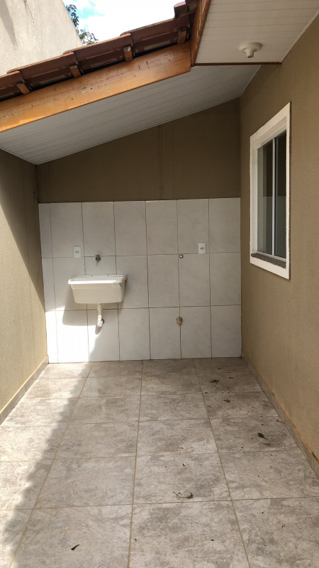 Casa à venda Uvaranas com 47m² e 2 quartos por R$ 149.000 - 1406381390-f927fb59-04a3-4972-bb57-9c02631680f7.jpeg