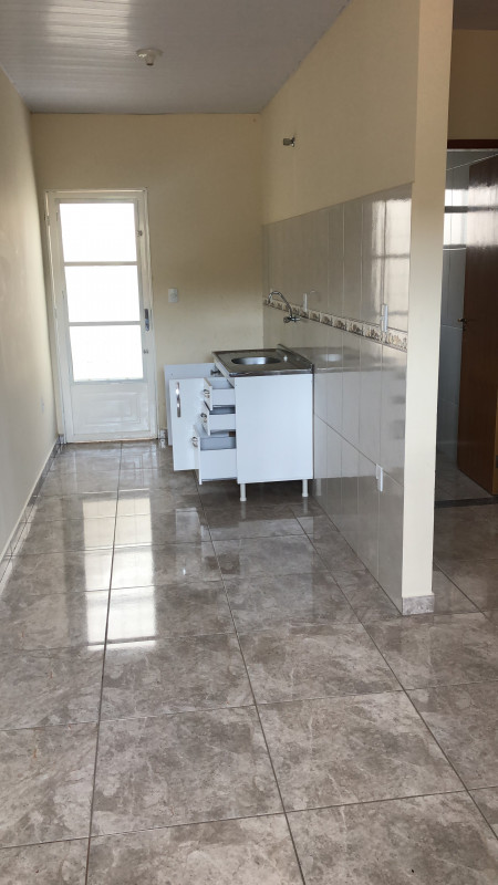 Casa à venda Uvaranas com 47m² e 2 quartos por R$ 149.000 - 2025341110-20c60dea-8867-4f2b-ba82-4f5a1c728ca3.jpeg