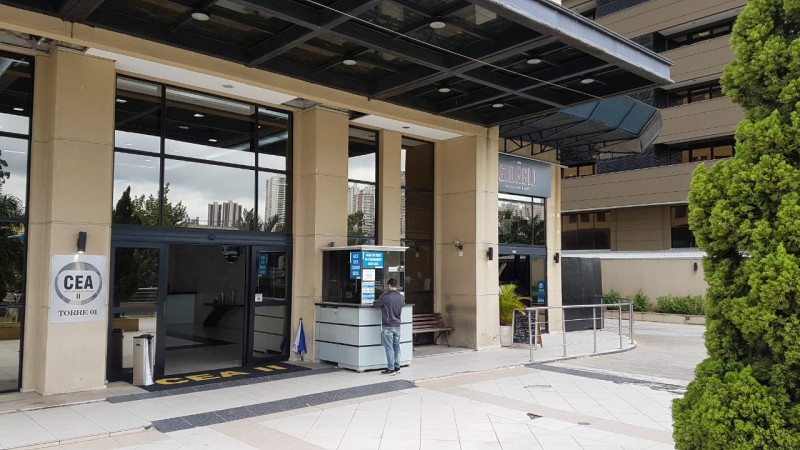 Comercial à venda Alphaville Industrial com 51m² e 1 quarto por R$ 350.000 - 396354719-img-20190322-wa0012.jpg