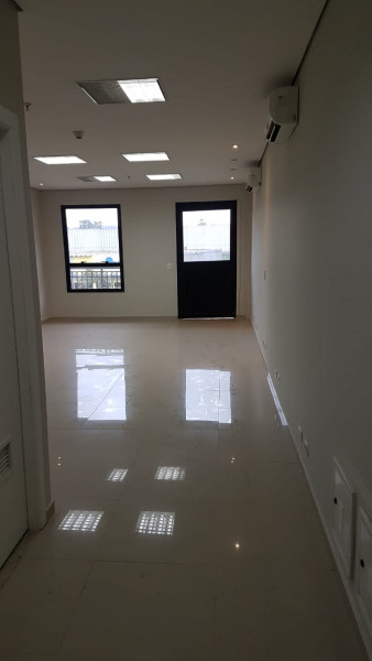 Comercial à venda Alphaville Industrial com 51m² e 1 quarto por R$ 350.000 - 836357622-img-20190322-wa0026.jpg