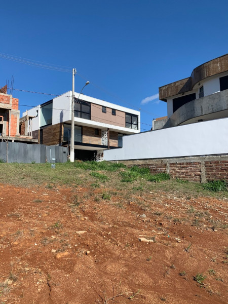 Terreno à venda Mario Quintana com 180m² e 1 quarto por R$ 110.000 - 233941375-terreno7.jpg
