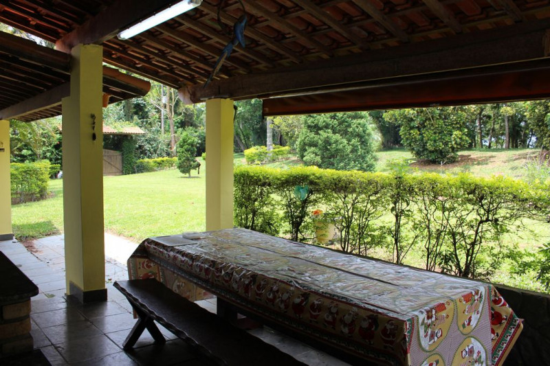 Chácara à venda Sorocabucu com 11000m² e 3 quartos por R$ 800.000 - 144726793-3f63eead-a2c4-4c9d-916e-2537803349df.jpg