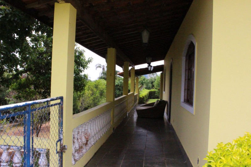 Chácara à venda Sorocabucu com 11000m² e 3 quartos por R$ 800.000 - 1505221939-73f2b053-9f2b-4105-a896-8b9e856a5529.jpg