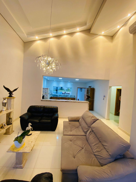 Casa à venda Jardim Belvedere com 260m² e 3 quartos por R$ 1.250.000 - 1056676891-5a366d3d-58bd-4729-8f59-6615c46af96f.jpeg