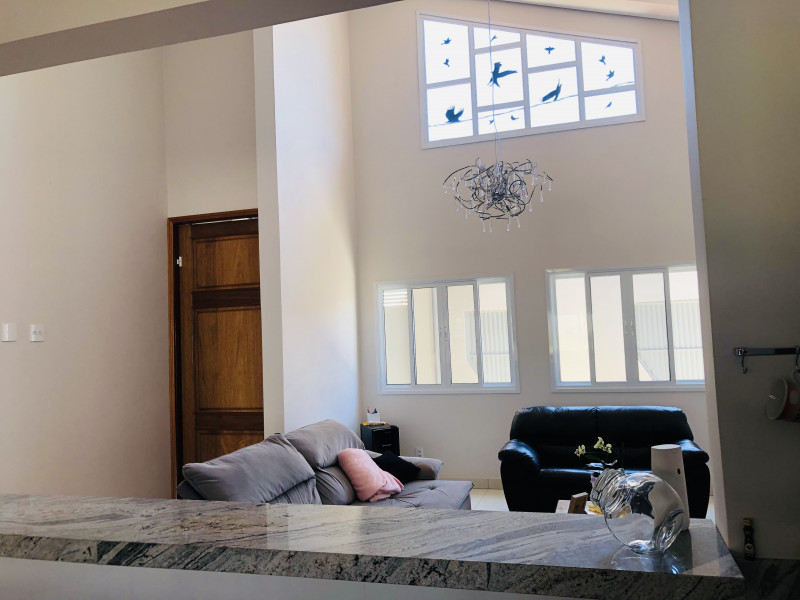 Casa à venda Jardim Belvedere com 260m² e 3 quartos por R$ 1.250.000 - 1493277038-5a7ec6c2-9a1d-4fcf-8d55-6f5b5f30d1da.jpeg