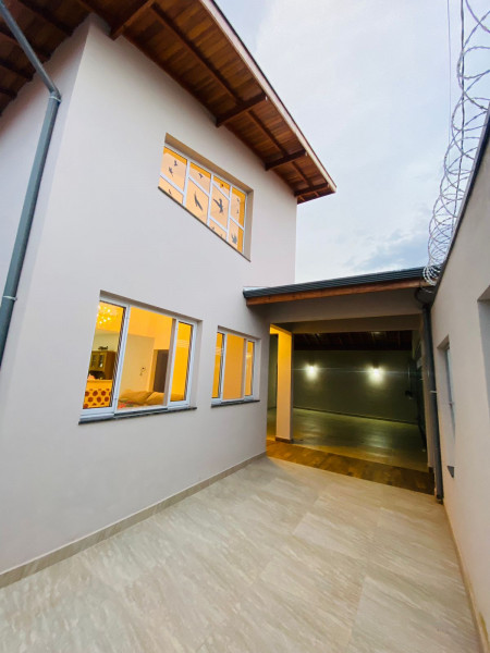 Casa à venda Jardim Belvedere com 260m² e 3 quartos por R$ 1.250.000 - 2035446839-4bd6bf07-3af1-4fbe-afef-26588675b854.jpeg