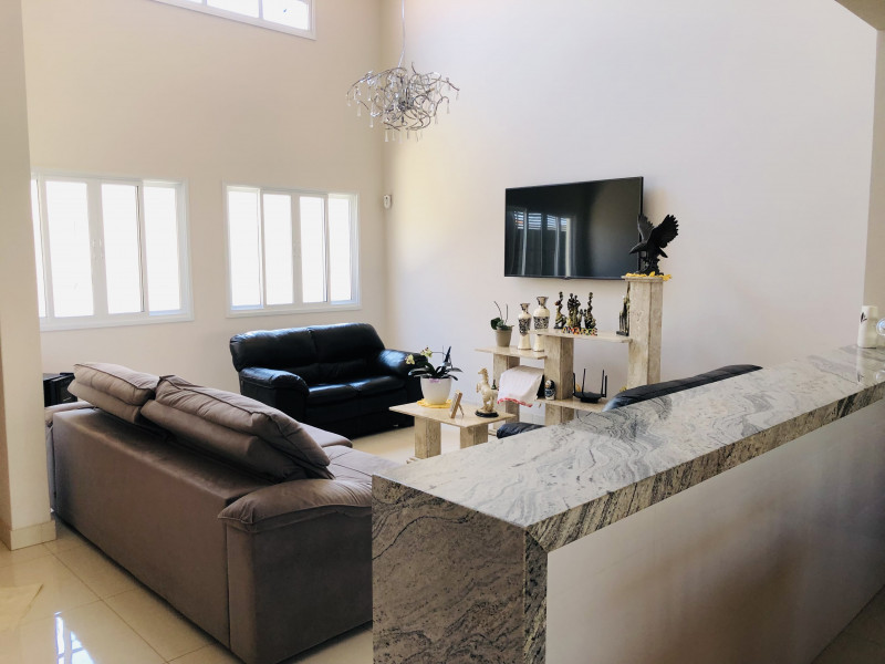 Casa à venda Jardim Belvedere com 260m² e 3 quartos por R$ 1.250.000 - 610608437-fe86600e-f261-4c27-bc3b-646e186bcb41.jpeg