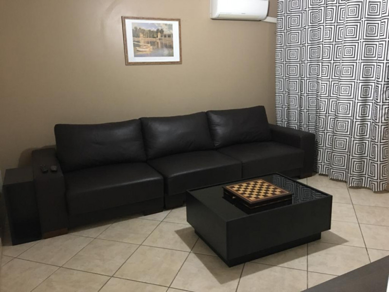Casa à venda Santa Teresa com 147m² e 2 quartos por R$ 460 - 162636298-sala-1.jpg