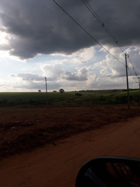 Terreno à venda Centro com 1300m² e 1 quarto por R$ 110.000 - 1090115443-img-20180223-wa0055.jpg