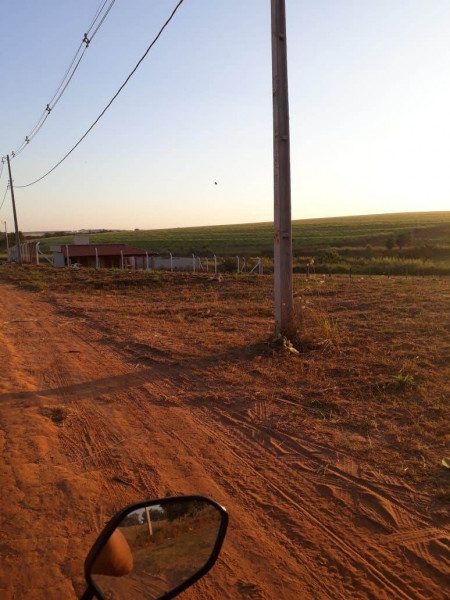 Terreno à venda Centro com 1300m² e 1 quarto por R$ 110.000 - 1095898470-img-20180626-wa0026.jpg