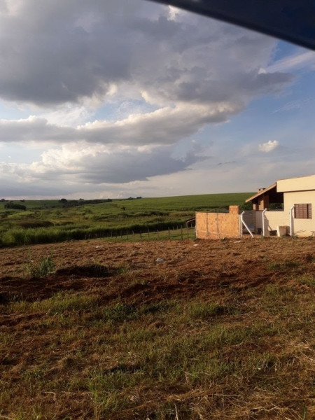 Terreno à venda Centro com 1300m² e 1 quarto por R$ 110.000 - 253939226-img-20180223-wa0061.jpg