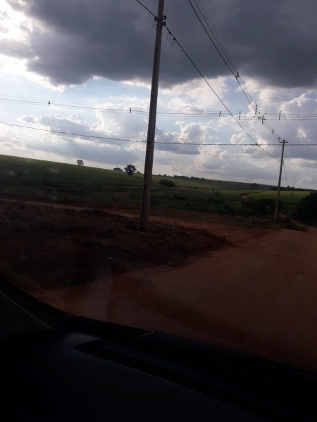 Terreno à venda Centro com 1300m² e 1 quarto por R$ 110.000 - 471886460-img-20180223-wa0064.jpg