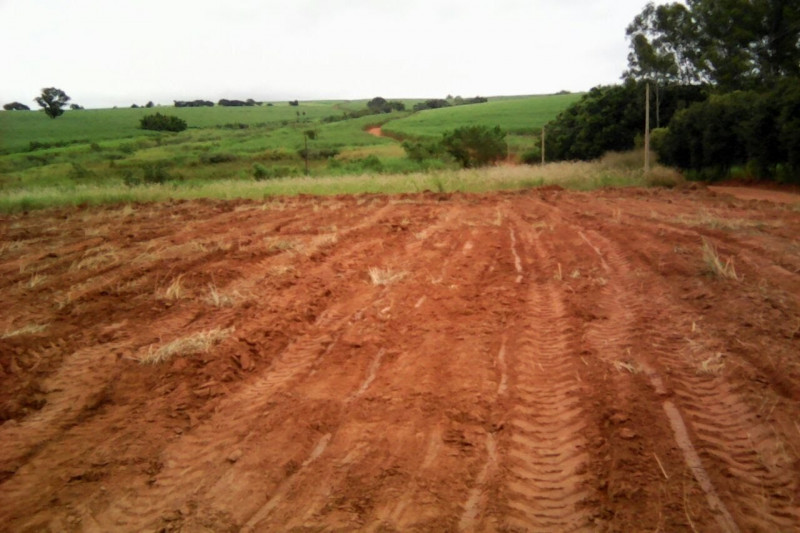 Terreno à venda Centro com 1300m² e 1 quarto por R$ 110.000 - 68664464-img-20180210-wa0010.jpg