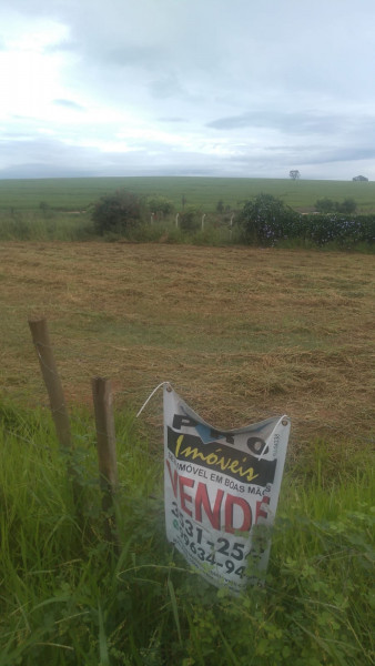 Terreno à venda Centro com 1300m² e 1 quarto por R$ 110.000 - 975047241-img-20230412-wa0006.jpg
