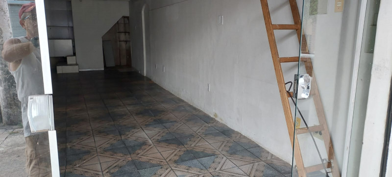 Comercial à venda Centro com 57m² e 1 quarto por R$ 295.000 - 1661663885-img-20230314-wa0015.jpg