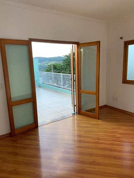 Casa à venda Bairro dos Pires com 235m² e 3 quartos por R$ 1.100.000 - 327942631-img-20230313-wa0053.jpg
