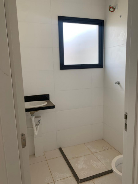 Casa de condomínio à venda Bairro Jardim Nossa Senhora das Graças com 77m² e 2 quartos por R$ 329.999 - 271733299-whatsapp-image-2023-02-22-at-14.jpeg