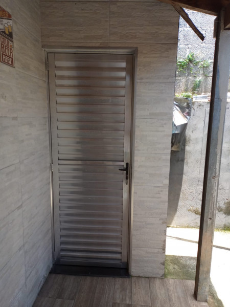 Casa à venda Jardim Tres Lagoinhas com 115m² e 2 quartos por R$ 130.000 - 1172483133-img-20221214-wa0054.jpg