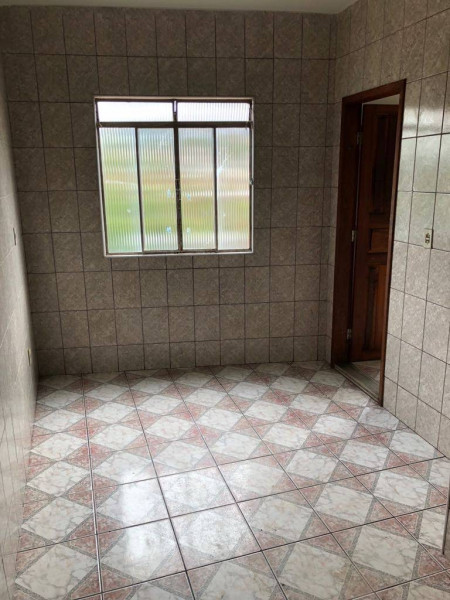 Casa à venda Santa Rita de Cássia com 220m² e 5 quartos por R$ 220.000 - 670731058-whatsapp-image-2019-10-29-at-20.jpeg