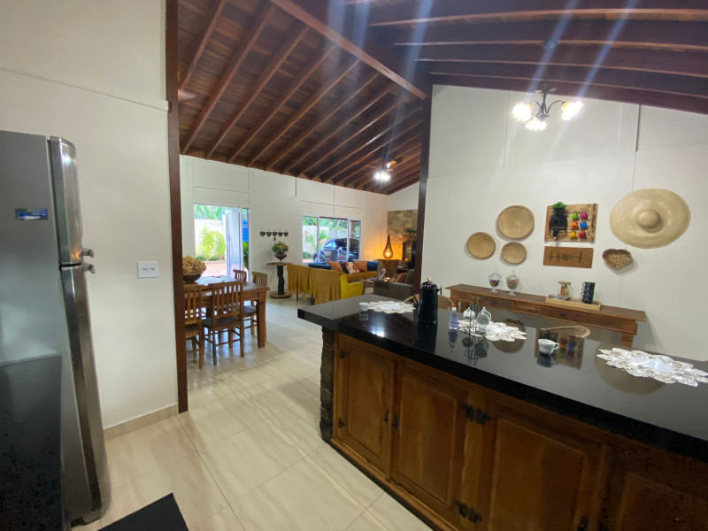 Chácara à venda Parque São Sebastião com 300m² e 4 quartos por R$ 1.300.000 - 633397331-img-20230324-wa0111.jpg