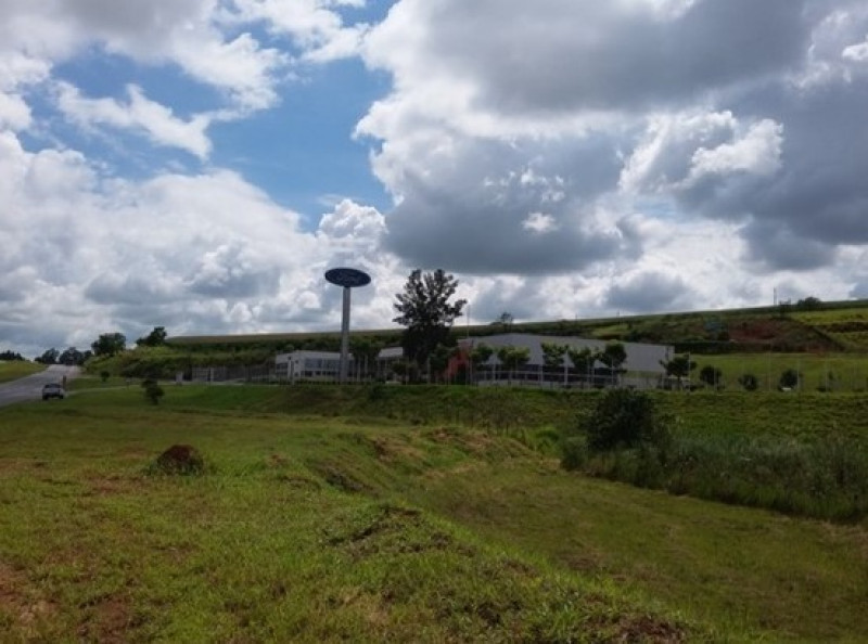 Terreno à venda Centro com 55782m² e 1 quarto por R$ 2.700.000 - 1579798776-f2.jpg