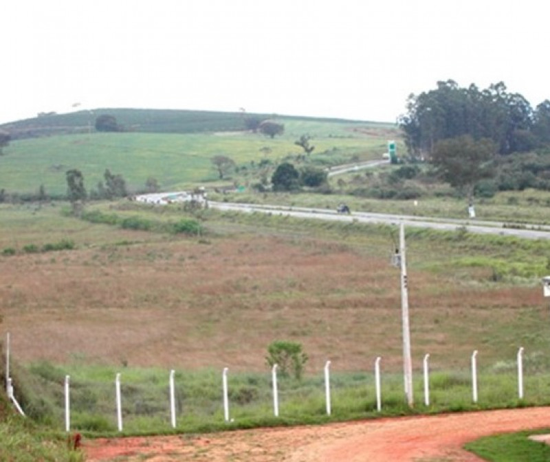 Terreno à venda Centro com 55782m² e 1 quarto por R$ 2.700.000 - 807318642-f6.jpg