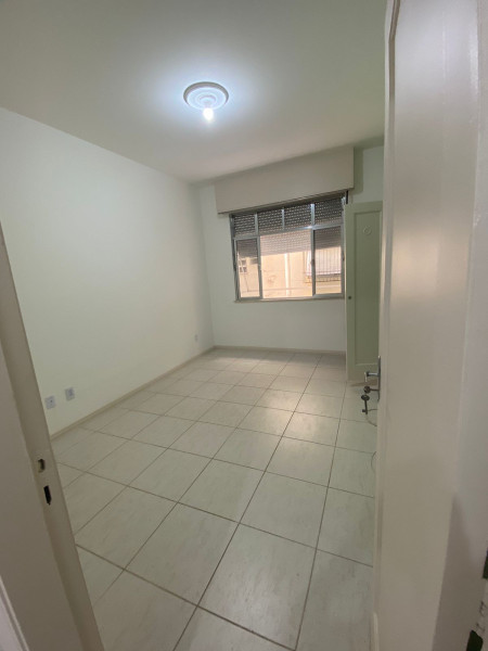 Apartamento à venda Copacabana com 76m² e 2 quartos por R$ 850.000 - 29436857-99fee9c3-8fd3-479d-893e-367fbf4d7d5c.jpeg
