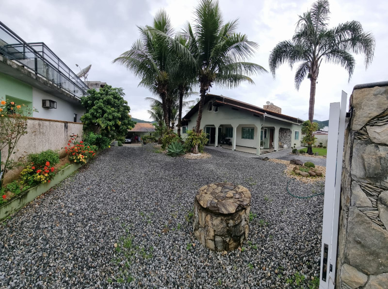 Casa à venda Centro com 140m² e 4 quartos por R$ 2.300.000 - 337744337-whatsapp-image-2023-04-14-at-09.jpeg