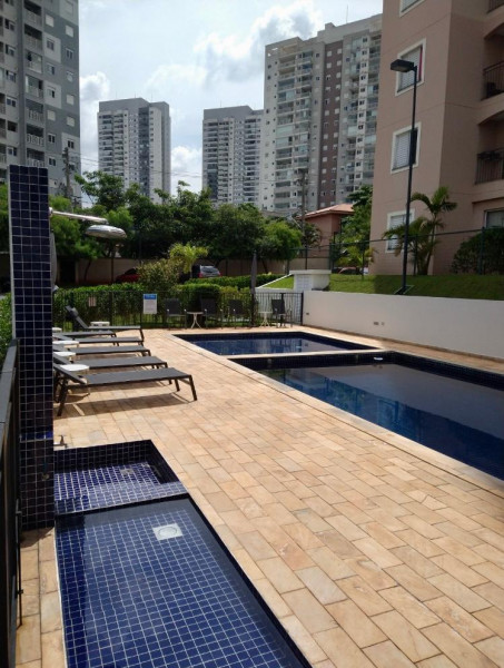 Apartamento à venda Vila Andrade com 55m² e 2 quartos por R$ 449.000 - 1672922638-piscina.jpeg
