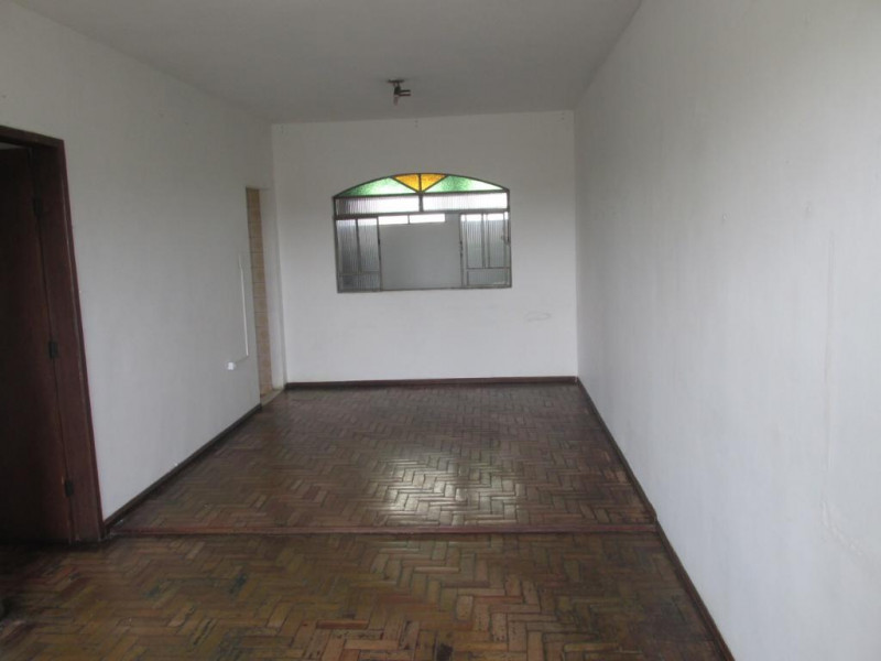 Casa à venda Universitário com 413m² e 4 quartos por R$ 930.000 - 1794838022-salaap3.jpeg