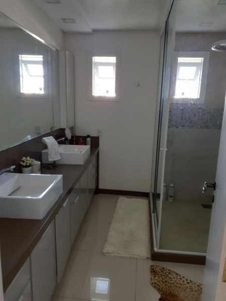 Casa à venda Bairro Areias com 400m² e 3 quartos por R$ 1.600.000 - 530214428-img-20230419-wa0054.jpg