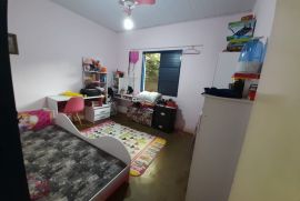 Casa à venda Jardim Joaquim Procópio de Araújo Ferraz com 222m² - 2 dormitórios -  vagas - R$ 190.000 - 744116513-img-20221231-wa0015.jpg
