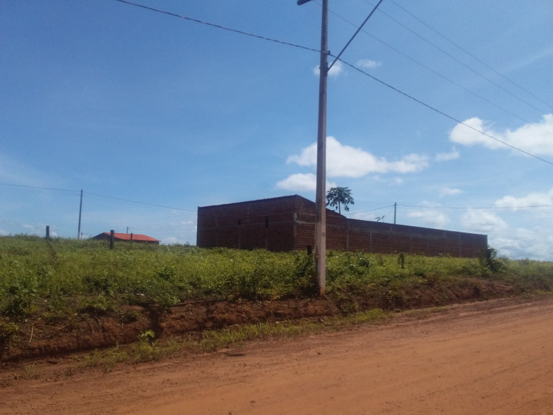 Terreno à venda Centro com 300m² e 1 quarto por R$ 25.000 - 1251088108-lote-1-colinas.jpg