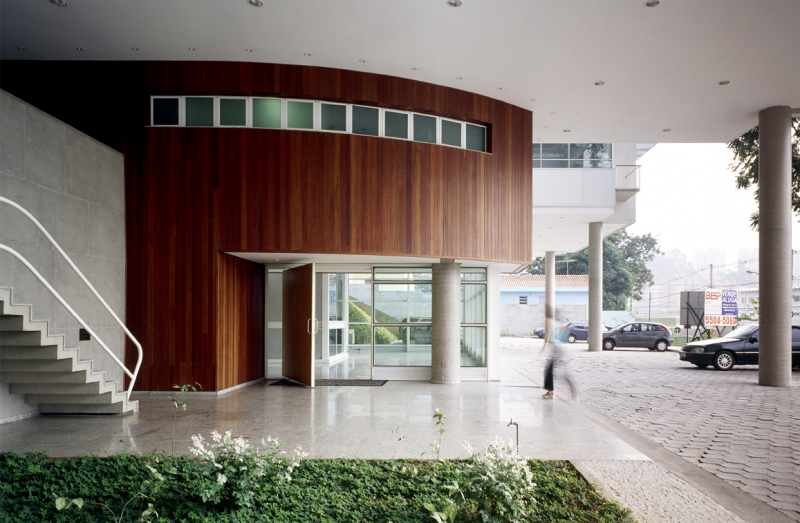 Comercial à venda Real Parque com 275m² e 1 quarto por R$ 1.800.000 - 1084644833-edg-05.png